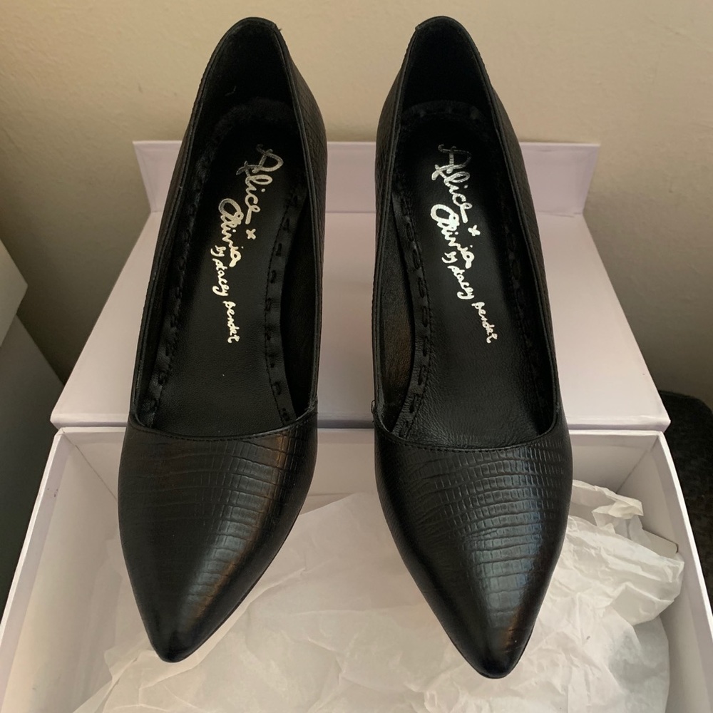 Leather Pumps
